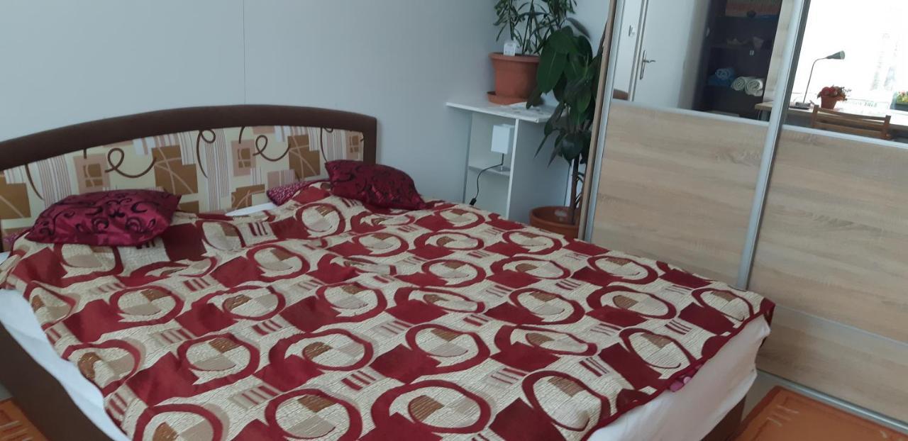 Apartman Yvet Sucany المظهر الخارجي الصورة