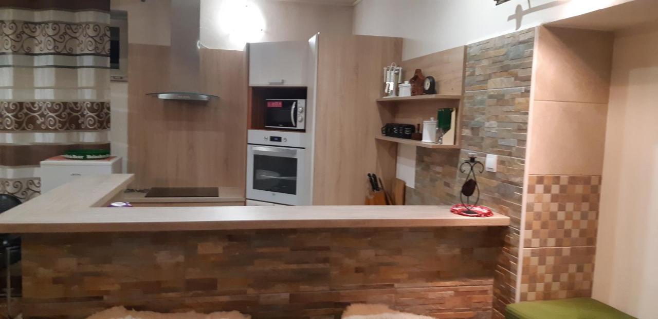 Apartman Yvet Sucany المظهر الخارجي الصورة