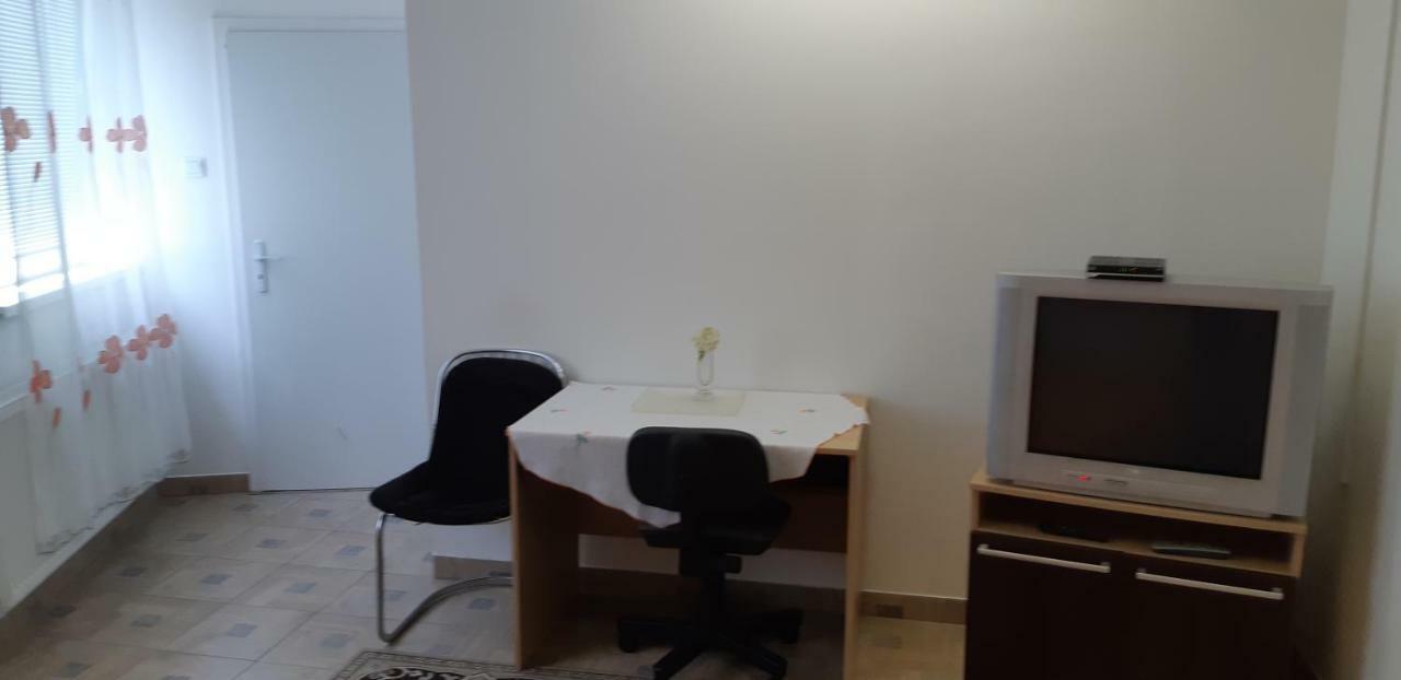 Apartman Yvet Sucany المظهر الخارجي الصورة