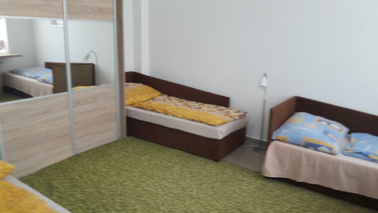 Apartman Yvet Sucany المظهر الخارجي الصورة