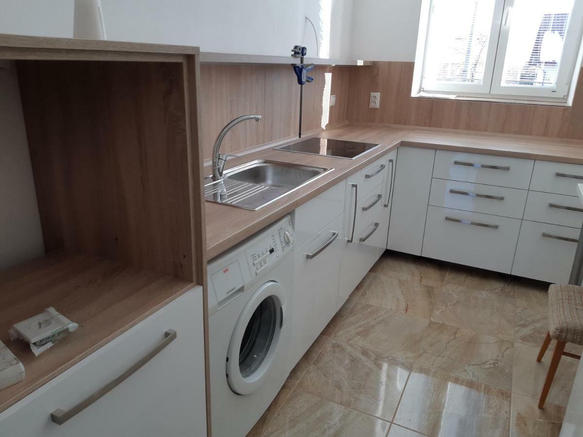 Apartman Yvet Sucany المظهر الخارجي الصورة